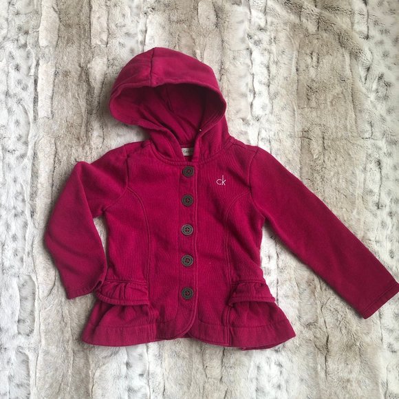 Calvin Klein - Picture 1 of 5